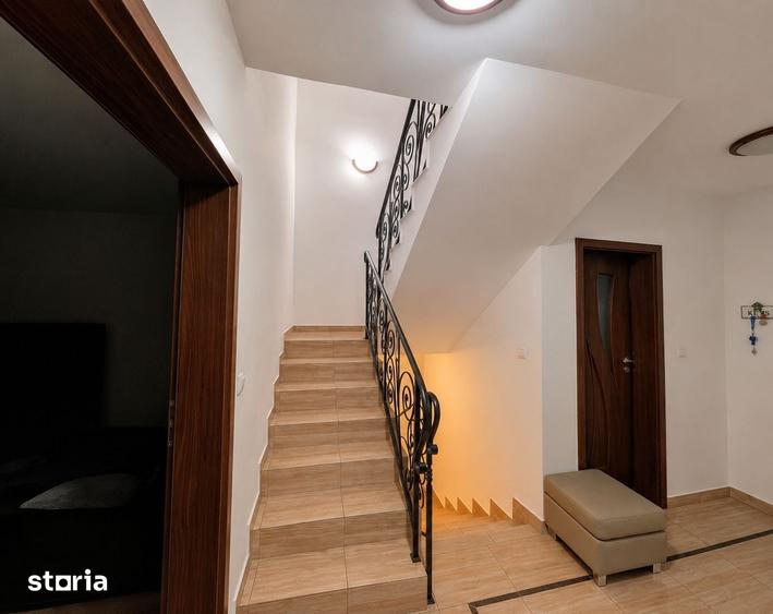 Casa tip insiruit, D+P+M, 4 camere, garaj, 214 mp teren, zona Centru - 11