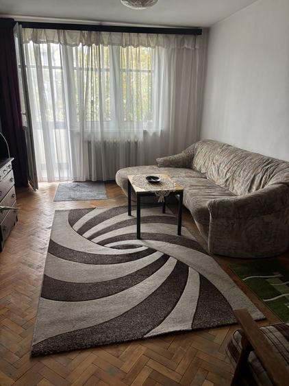 Apartament cu 2 camere decomandat în Exterior Vest