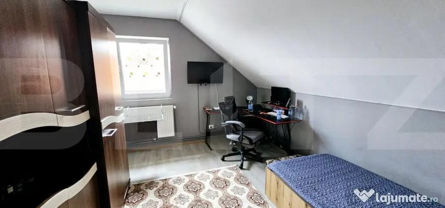 Casă cu 7 camere cu Teren 1346 Mp în Central