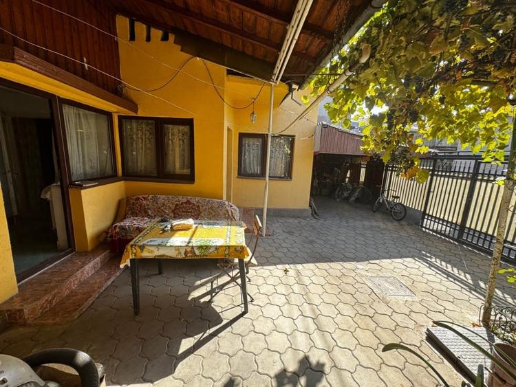 Casă individuală cu 3 camere cu Canalizare în Rudului