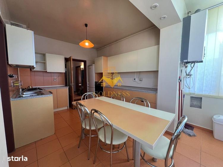 Apartament cu 3 camere decomandat în Hașdeu — fotografia 1