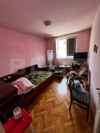 Apartament cu 3 camere decomandat în Luduș