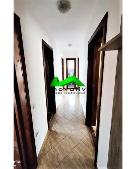 Apartament cu 3 camere decomandat în Turnișor