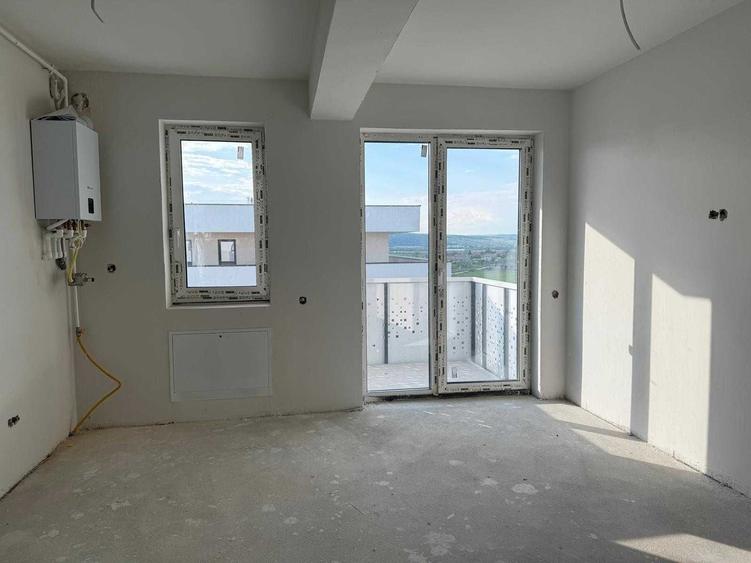Apartament cu 3 camere decomandat în Apahida
