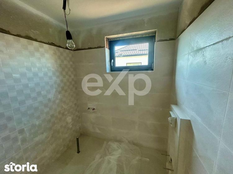 Casă cu 4 camere cu Teren 500 Mp în Sânpetru