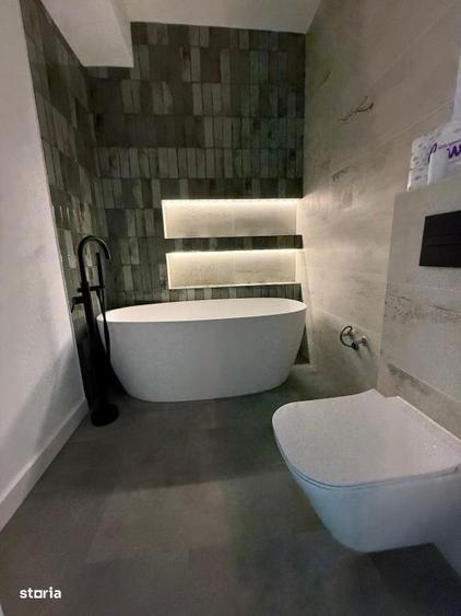 Apartament cu 3 camere decomandat, mobilat în Central