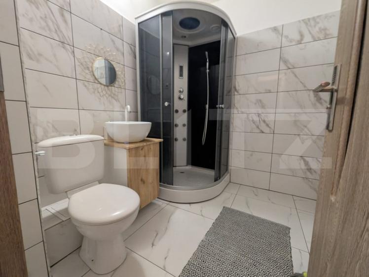 Apartament cu 3 camere decomandat în Decebal