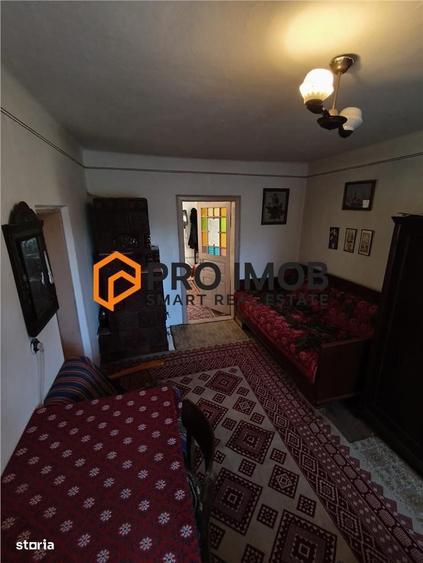 Casă cu 4 camere semidecomandat în Gura Dimienii