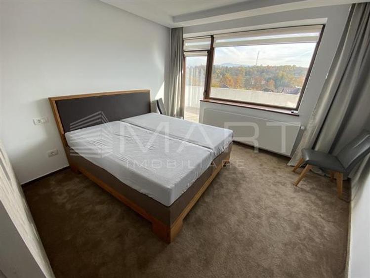 Vila de lux 5 camere +1500mp teren Cisnadie - 3