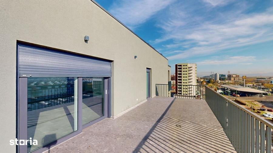 Apartament cu 4 camere în Sud