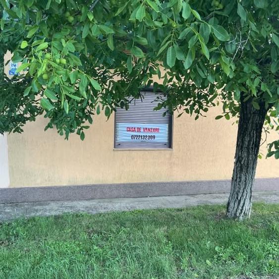 Casă individuală cu 3 camere cu Teren 3300 Mp în Central