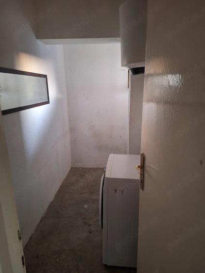 Apartament cu 3 camere semidecomandat în Ultracentral