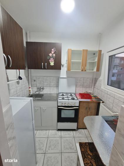Garsonieră decomandată în Micălaca