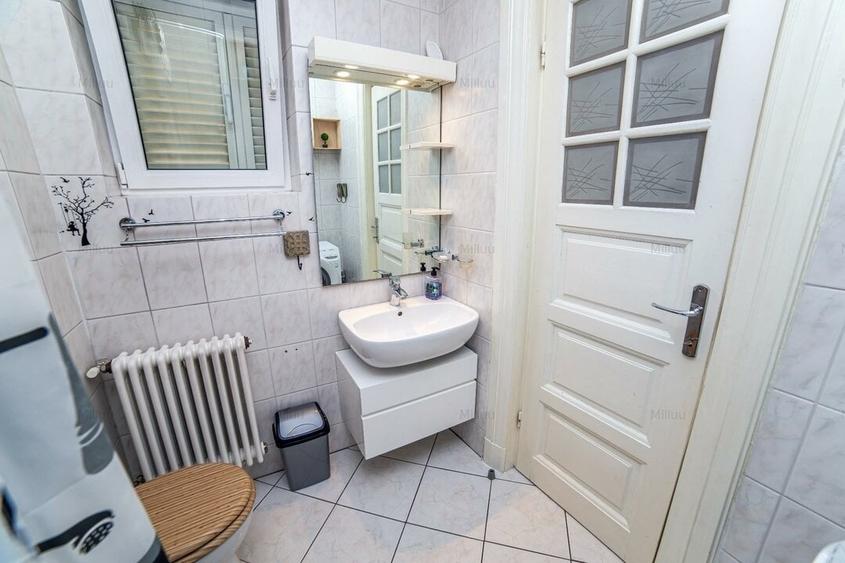 Apartament cu 2 camere decomandat, mobilat în P-ța Romană