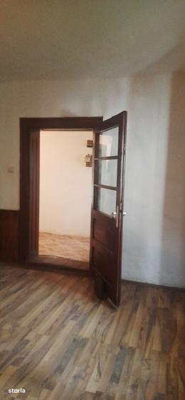 Casă cu 2 camere cu Teren 1000 Mp în Husasău de Tinca
