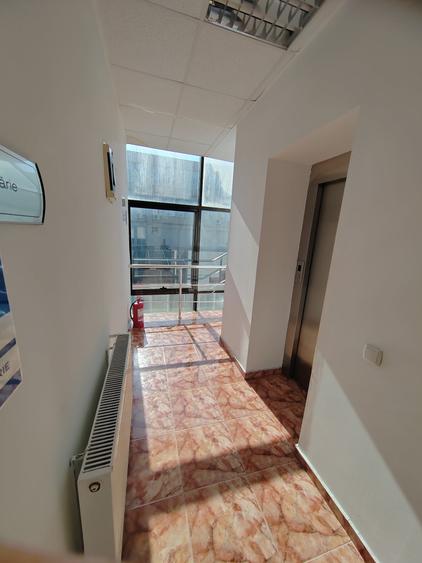Birou, de 830 mp, în Barbu Văcărescu