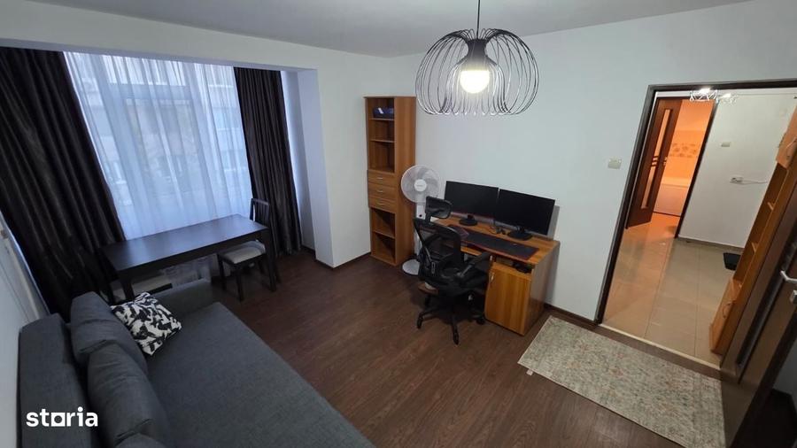 Apartament cu 2 camere decomandat în Sud