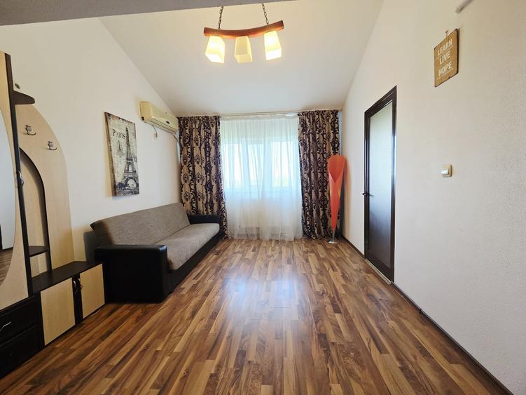 Apartament cu 2 camere decomandat în Siderurgiștilor