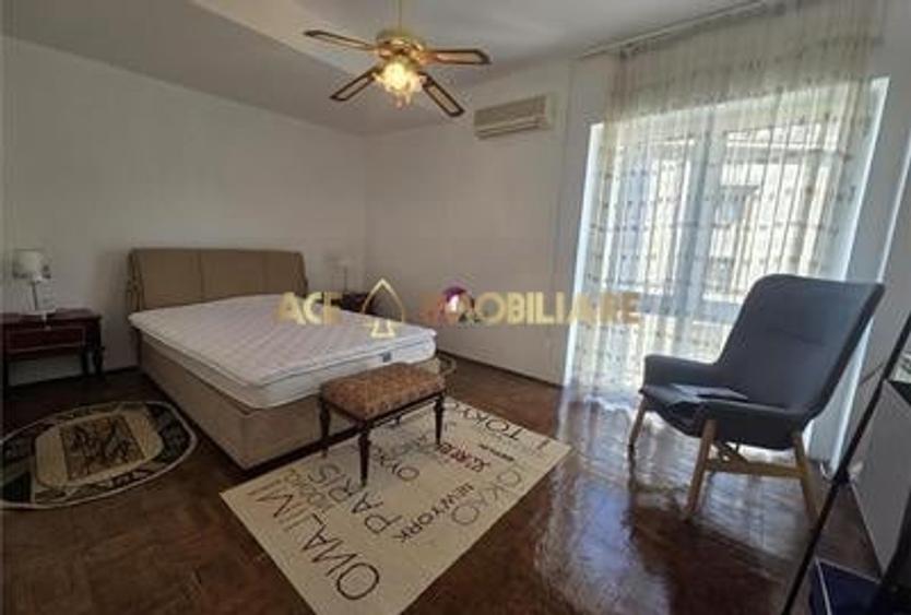 Apartament cu 2 camere semidecomandat, mobilat în Calea Victoriei