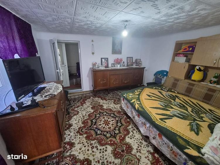 Casă cu 4 camere în Vernești