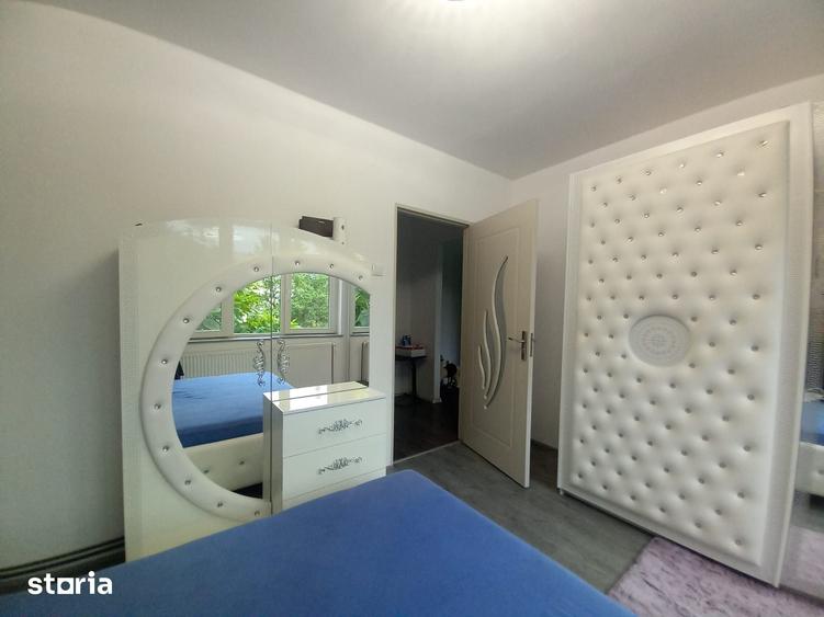 Apartament cu 2 camere semidecomandat în Republicii