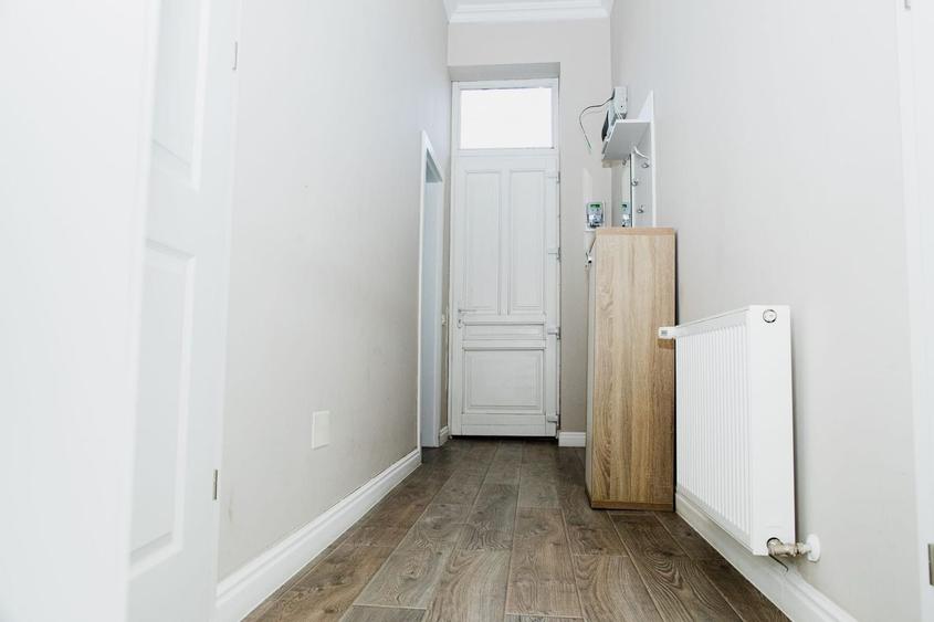 Apartament cu 2 camere, mobilat în Sinaia