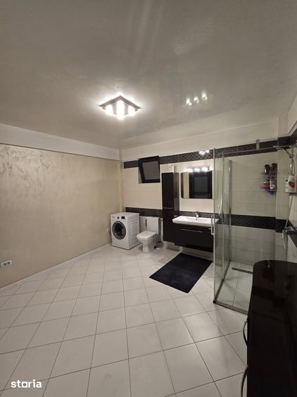 Casă cu 4 camere cu Teren 260 Mp în Chercea