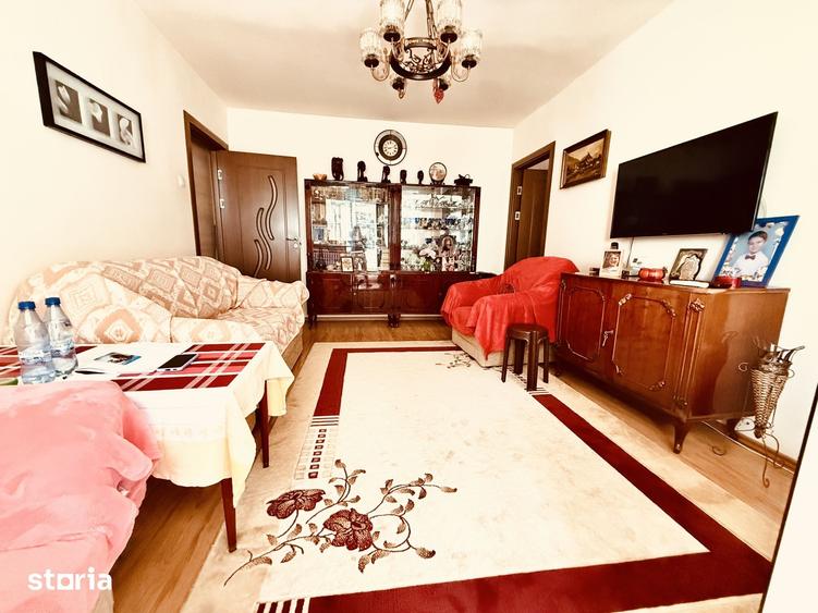 Apartament cu 3 camere în Inel II