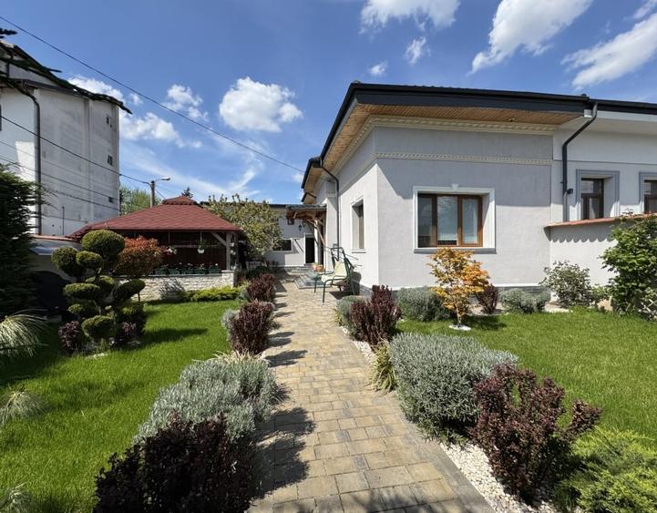 Casă individuală cu 4 camere cu Canalizare în Mărășești