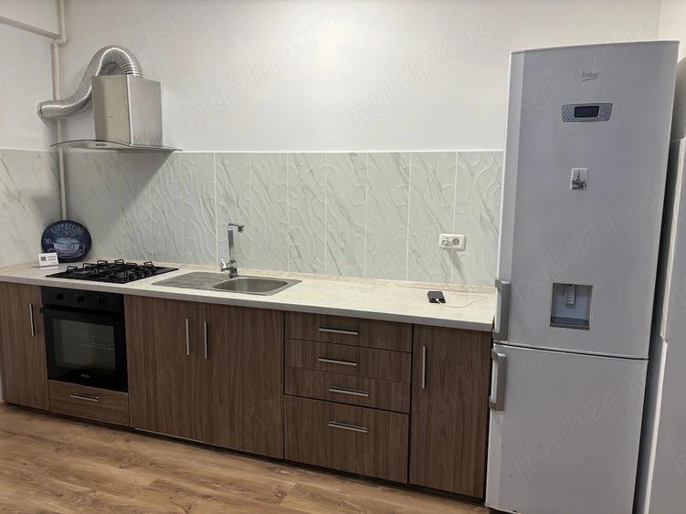 Apartament cu 2 camere decomandat, mobilat în Tomis Plus