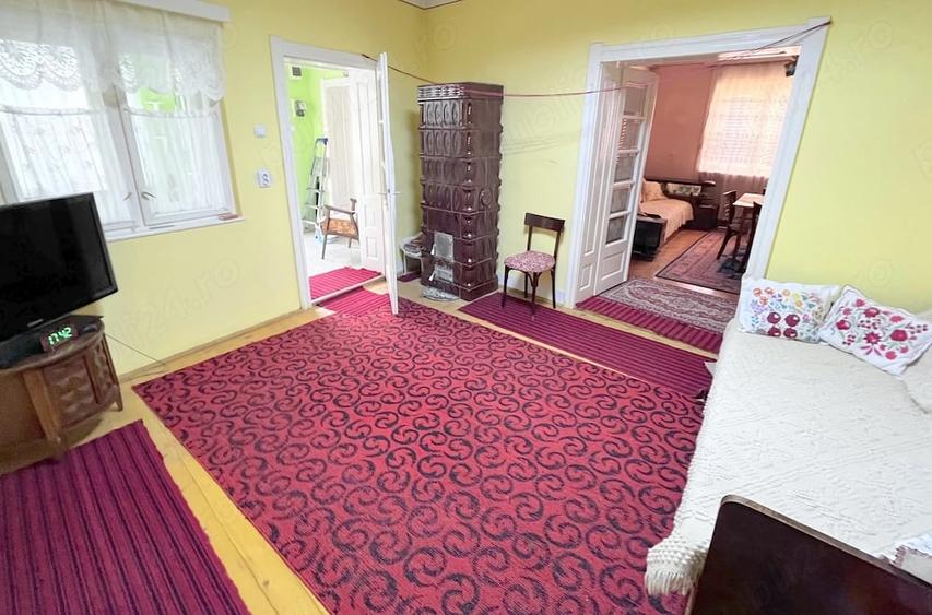 Casă cu Teren 1379 Mp în Central