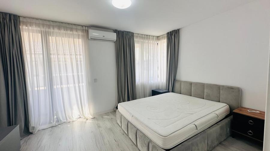 Duplex cu 5 camere cu Canalizare în Otopeni