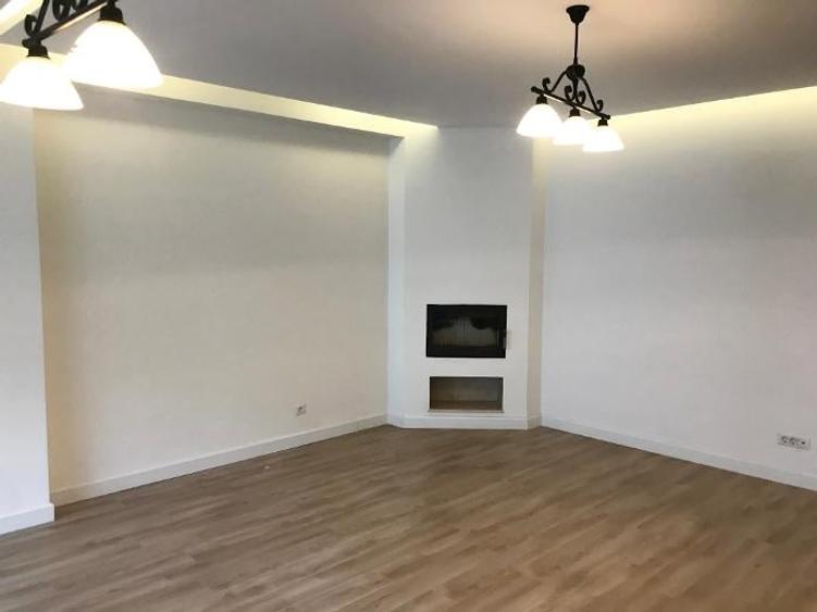 Casă cu 6 camere cu Canalizare în Iancu Nicolae