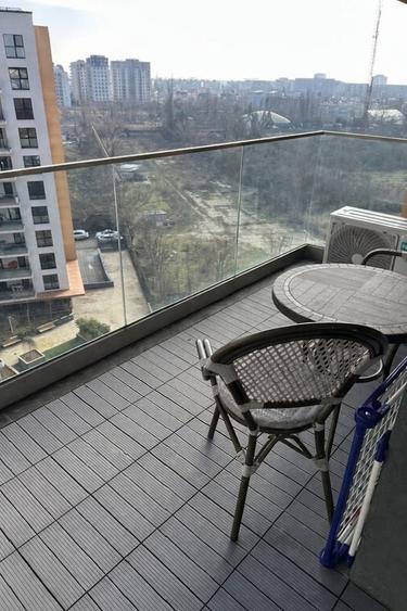 Apartament cu 3 camere, mobilat în Străulești