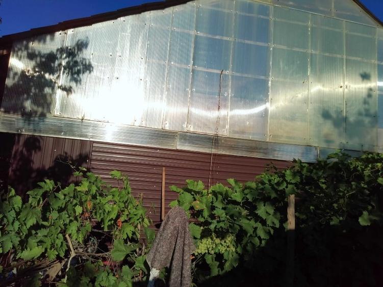 Casă individuală cu 4 camere cu Canalizare în Bariera Vâlcii