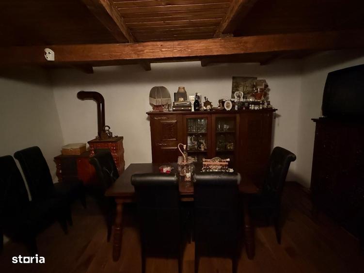 Casă cu 3 camere cu Teren 1000 Mp în Central