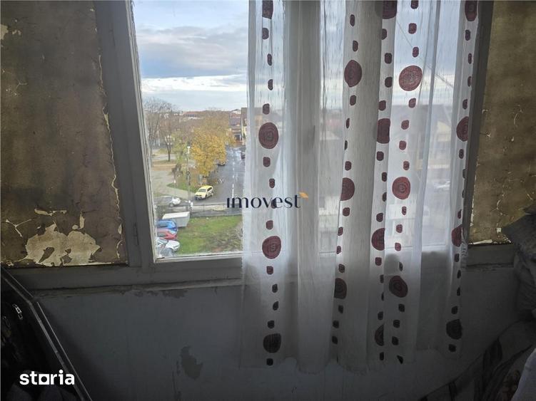 Apartament cu 2 camere decomandat în Solidarității