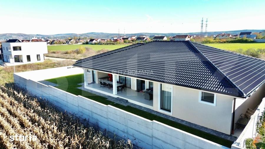 Casa superba, pe un singur nivel, 284 mp, mobilata lux