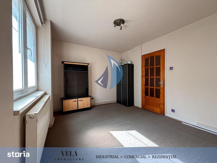 Apartament cu 3 camere decomandat în Semicentral