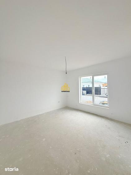 Casă cu 3 camere cu Teren 250 Mp în Central