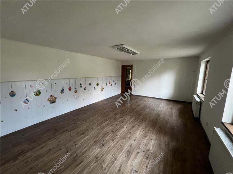 Spațiu comercial, de 314 mp, în Piața Cluj