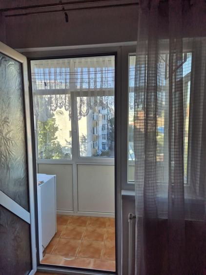 Apartament cu 2 camere decomandat în Letea Veche