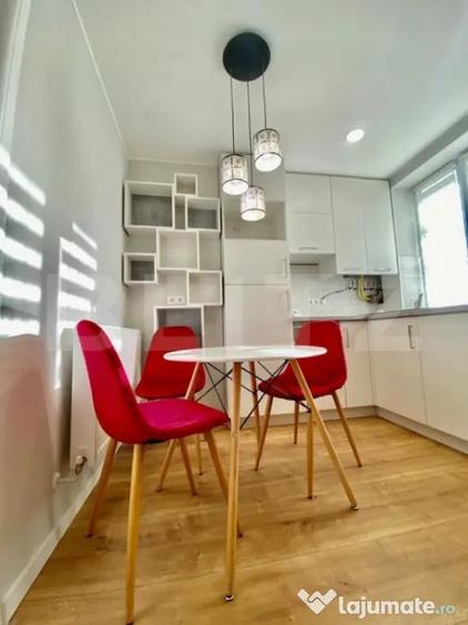 Apartament cu 2 camere decomandat în Central