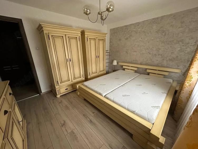 Apartament cu 3 camere decomandat în Bucovina