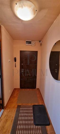 Apartament cu 2 camere semidecomandat, mobilat în Simion Bărnuțiu