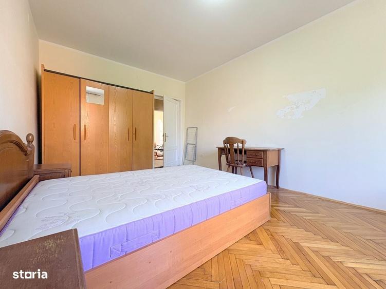 Apartament cu 3 camere decomandat în Medicină