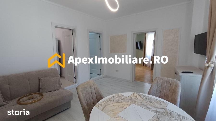 Apartament cu 3 camere semidecomandat în Ștefan cel Mare
