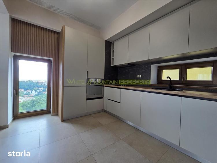 Apartament cu 3 camere, mobilat în Schei