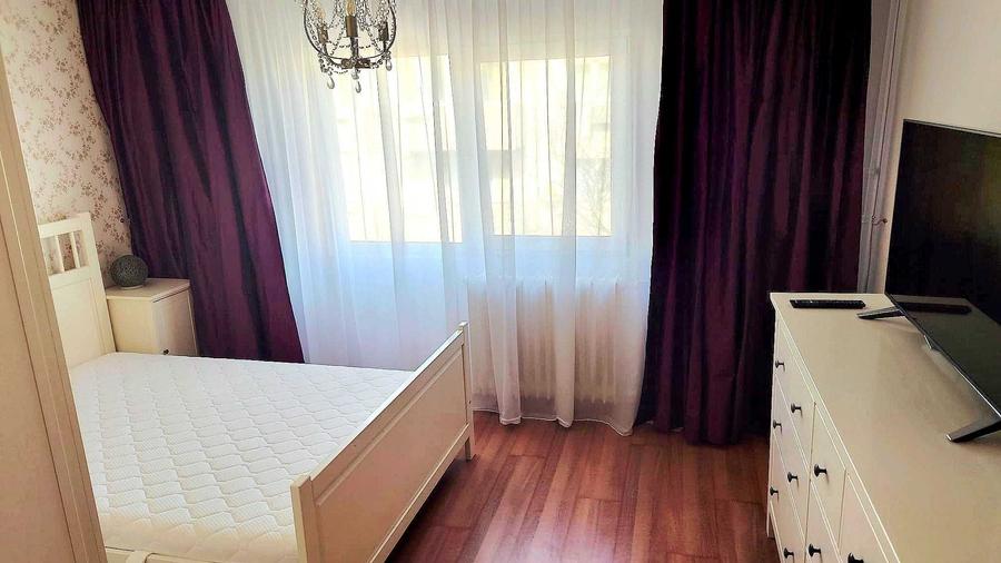 Apartament cu 2 camere decomandat în Văcăresti