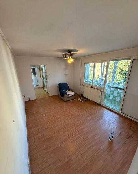 APARTAMENT 4 CAMERE BLOC REABILITAT GORJULUI - 2